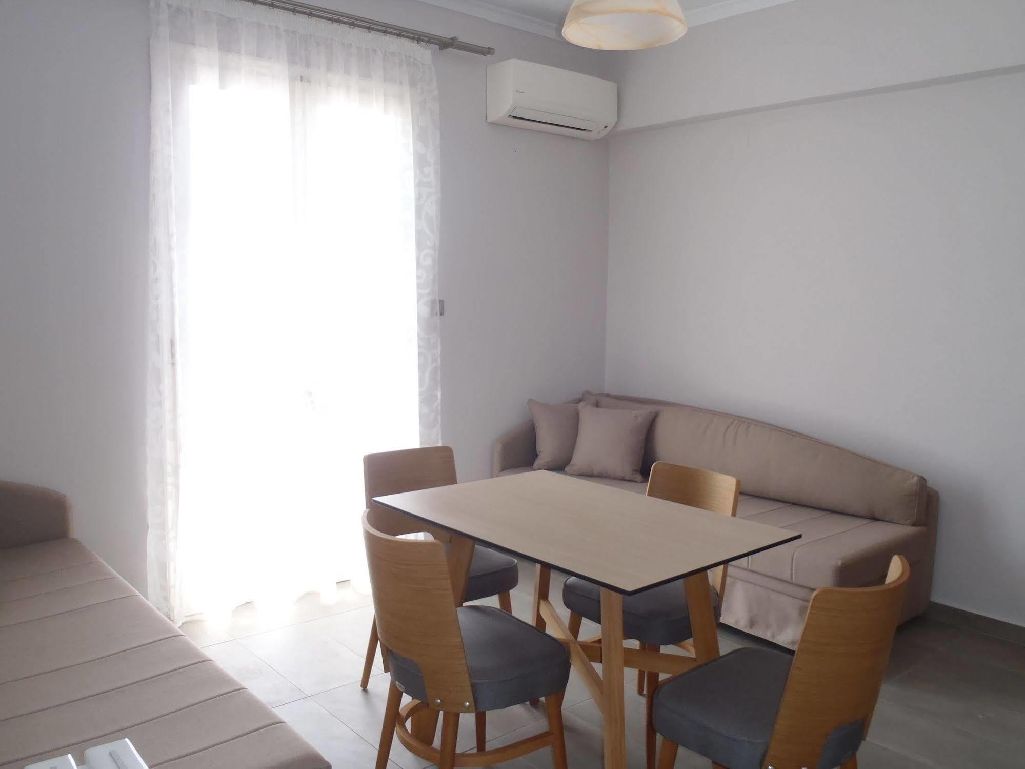 Ilioxenia Apartment Paralia Agias Foteinis ภายนอก รูปภาพ