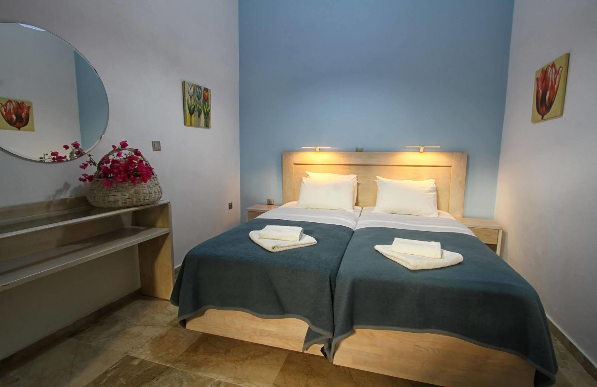 Ilioxenia Apartment Paralia Agias Foteinis ภายนอก รูปภาพ