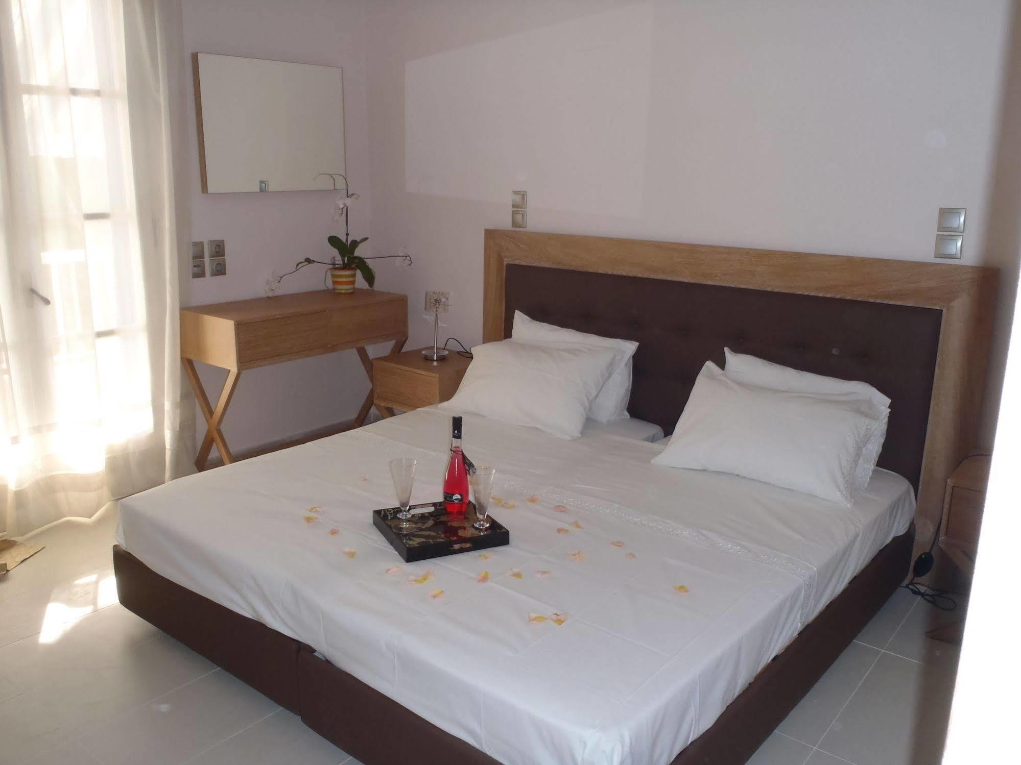 Ilioxenia Apartment Paralia Agias Foteinis ภายนอก รูปภาพ
