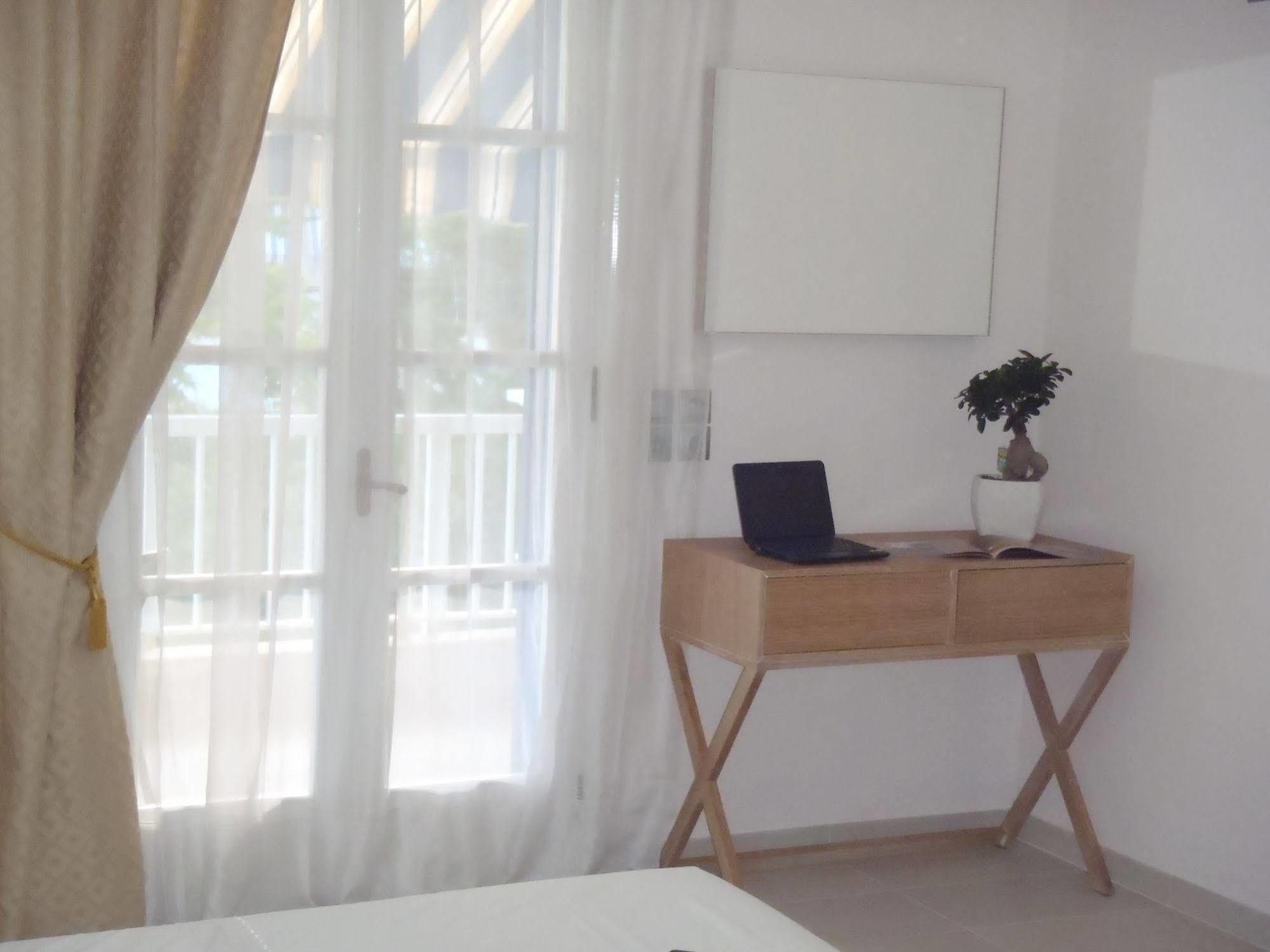 Ilioxenia Apartment Paralia Agias Foteinis ภายนอก รูปภาพ